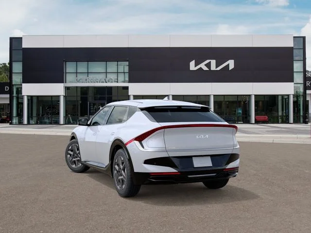 New 2026 White Kia Light image 4