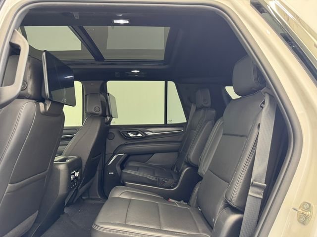 Used 2021 White Frost Tricoat GMC Denali image 21