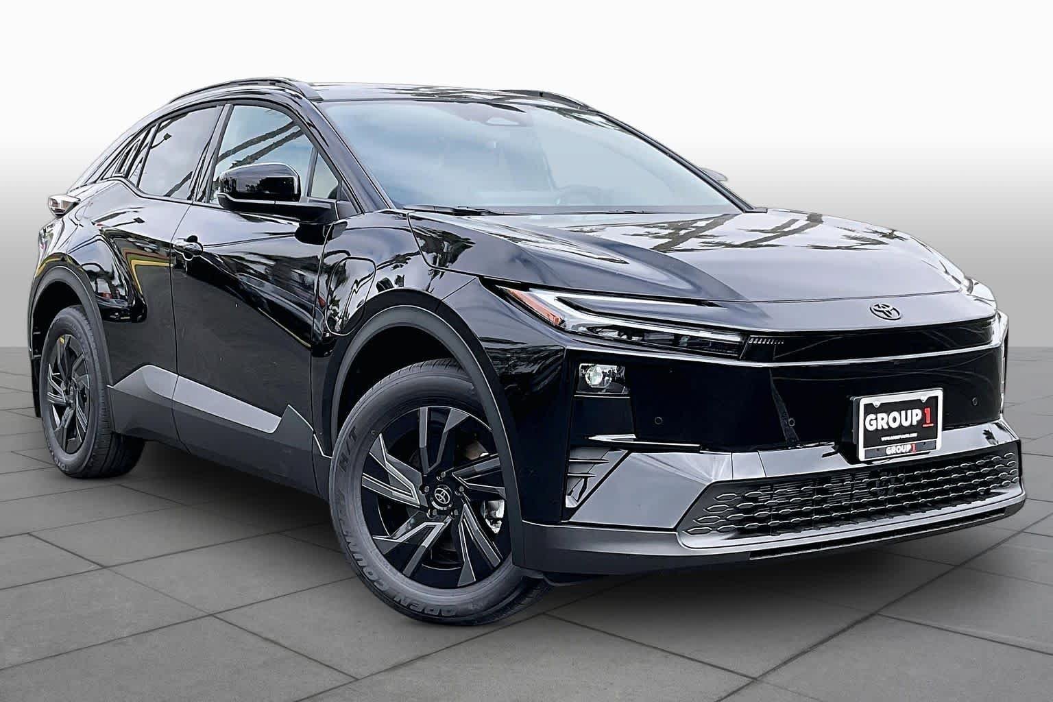 New 2026 Midnight Black Metallic Toyota SE image 2