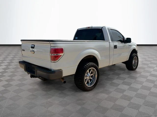 Used 2012 White Ford XL image 7