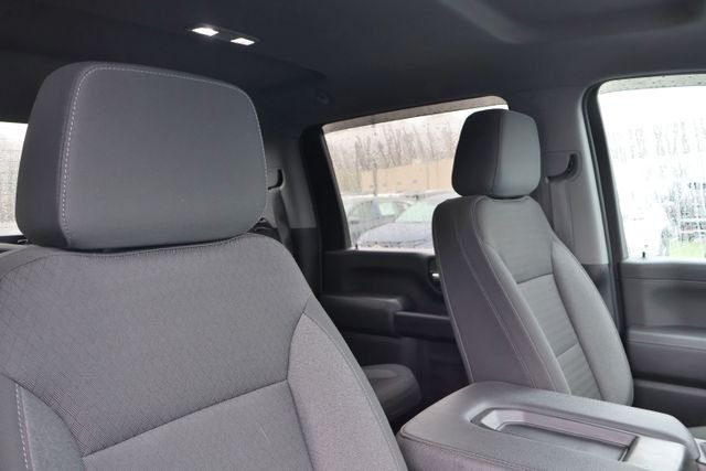 Used 2022 Black Chevrolet LT image 20