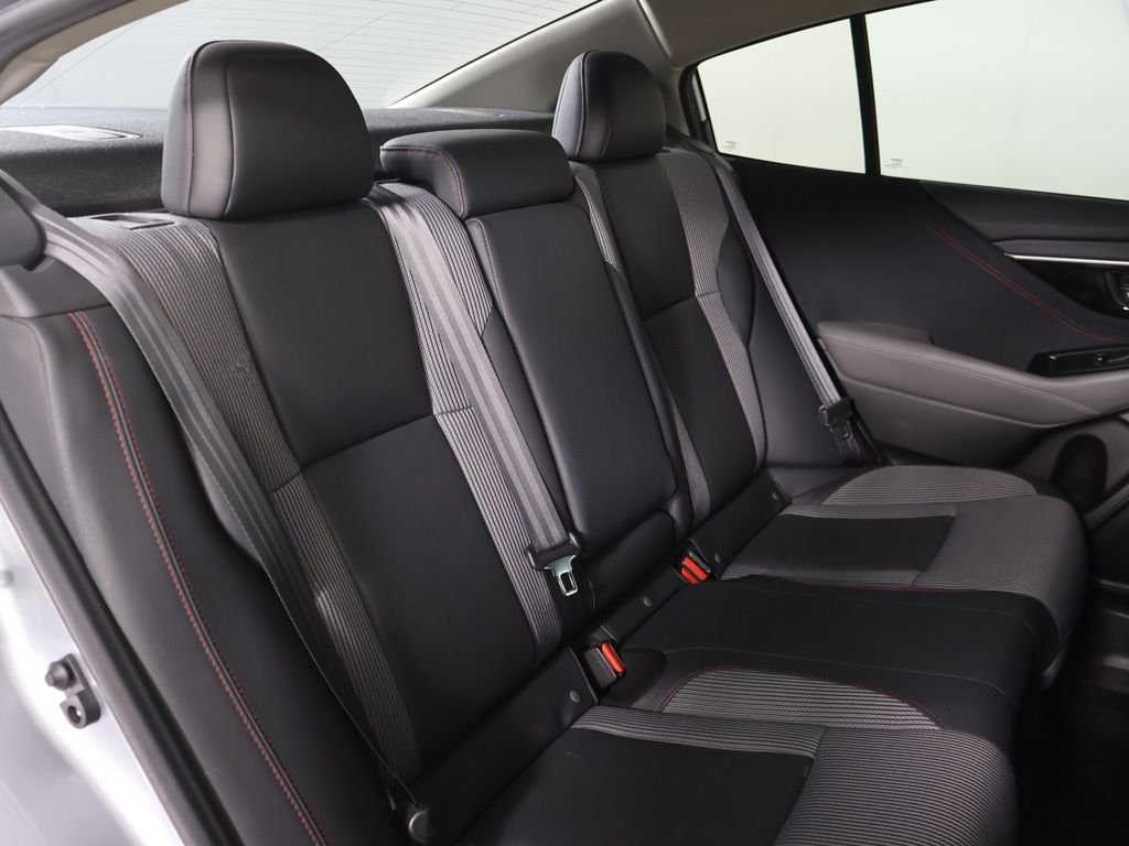 Used 2020 Silver Subaru 2.5i Sport image 30
