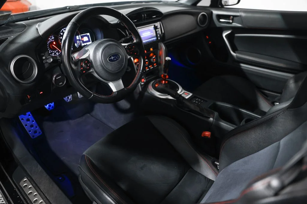 Used 2018 Black Subaru Limited image 28