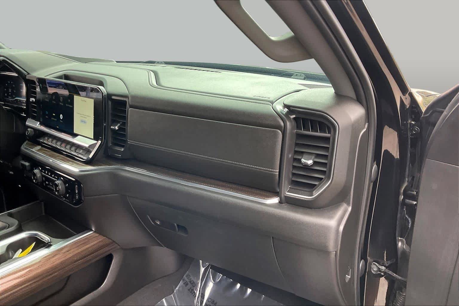 Used 2023 Black Chevrolet RST image 18