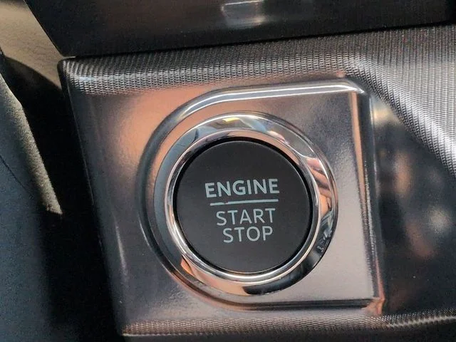 New 2026 Oxford White Ford Lariat® image 28