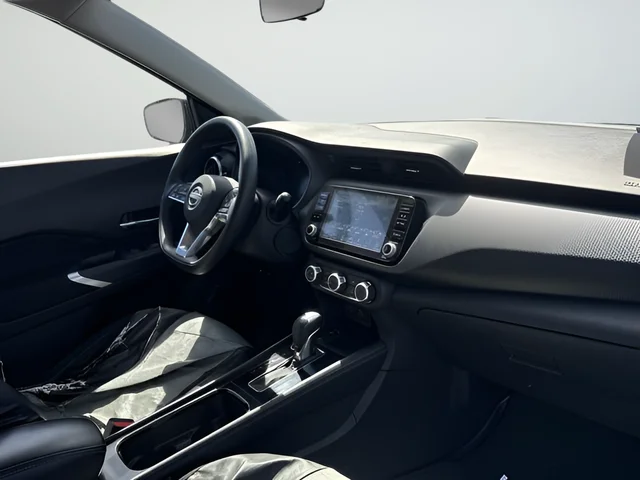 Used 2023 Gray Nissan SV image 17