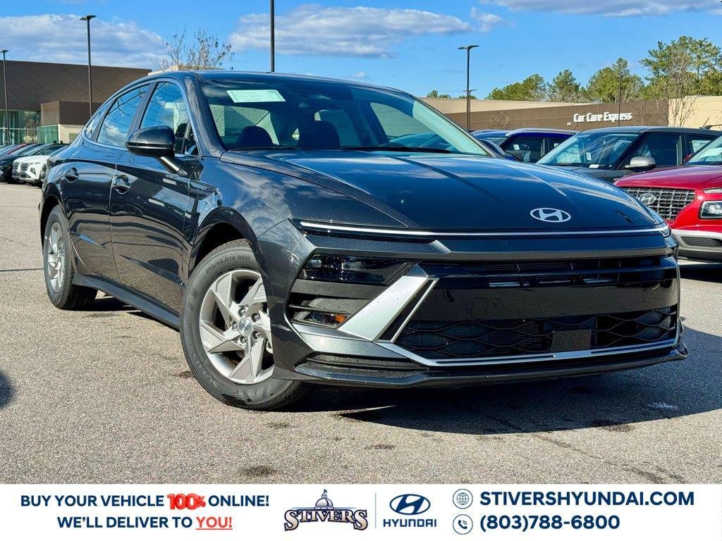 2026 Hyundai Sonata SE's photo