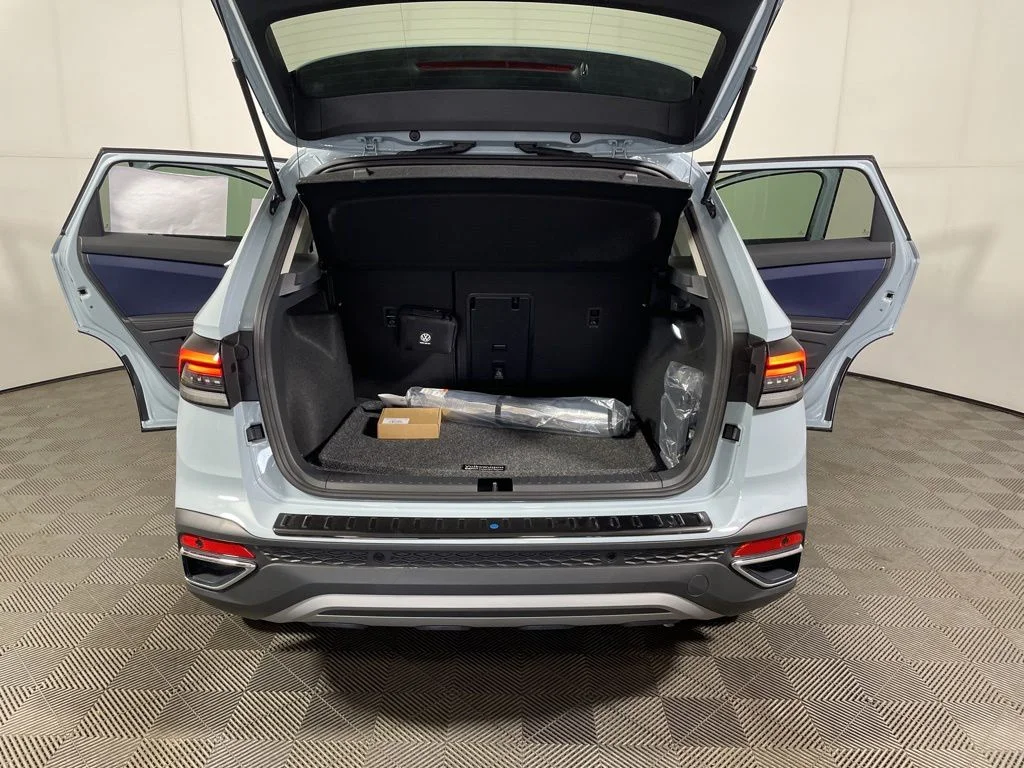 New 2026 Gray Volkswagen 1.5T SEL image 21