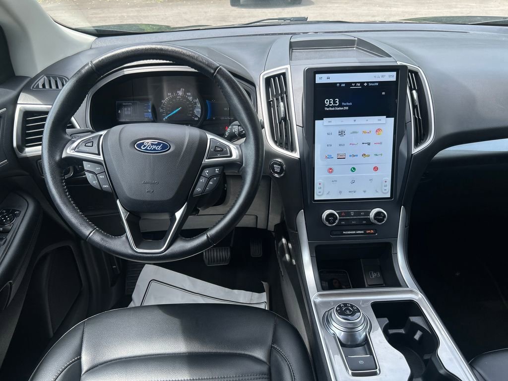 Used 2023 Gray Ford SEL image 17