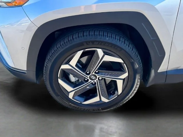Used 2024 Silver Hyundai Limited image 19