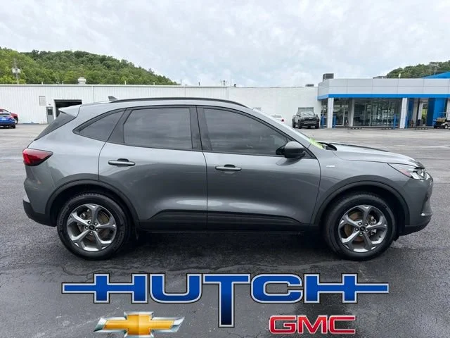 Used 2025 Gray Ford ST-Line image 7