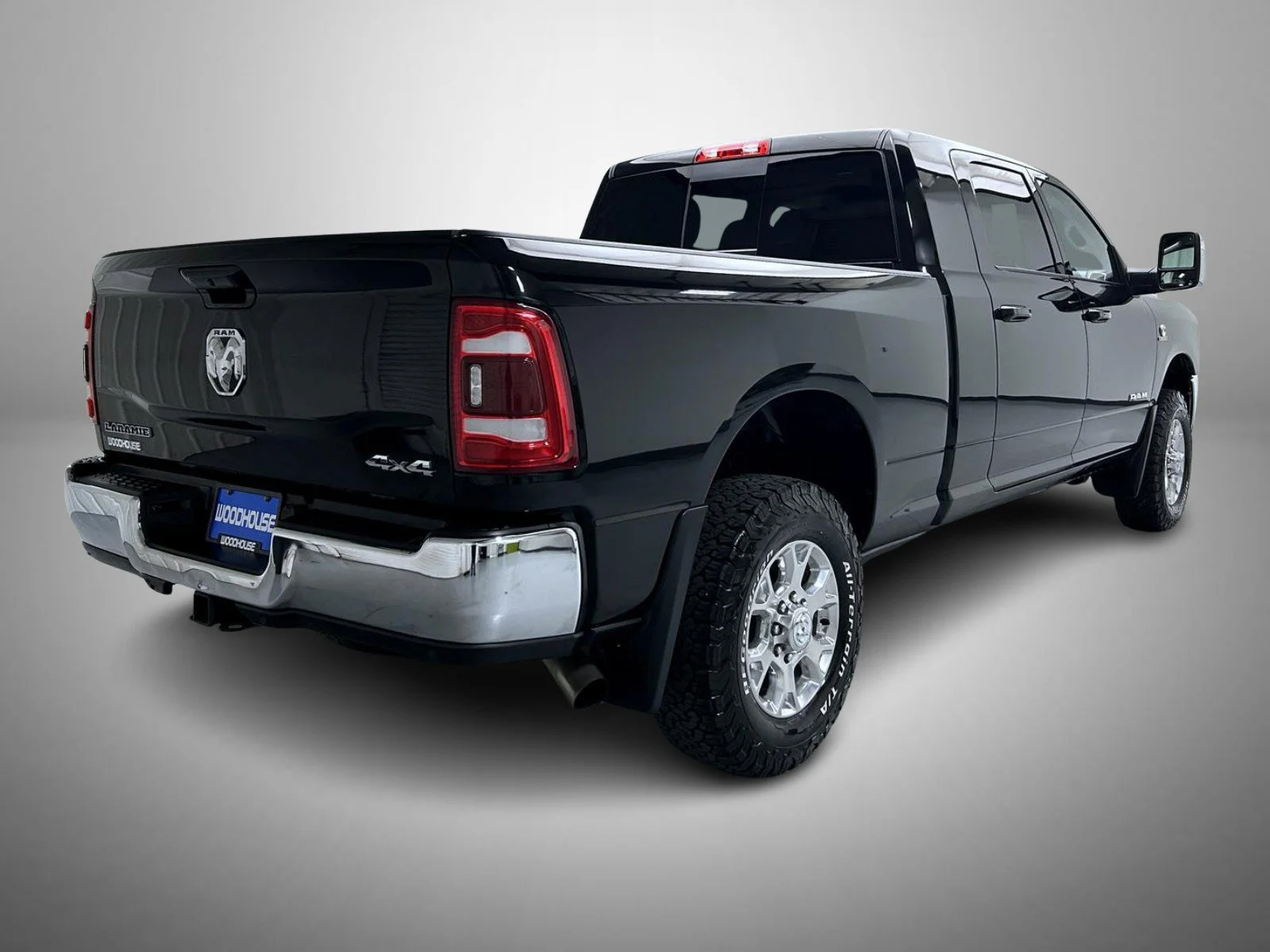 Used 2024 Black Ram Laramie image 5