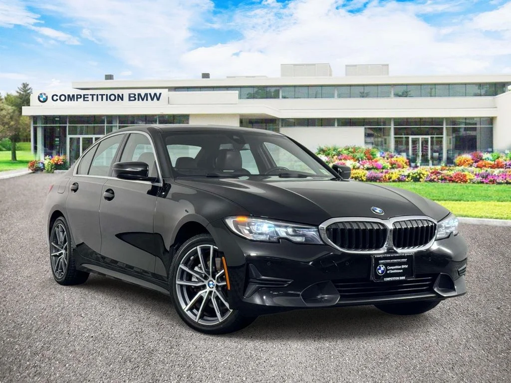 2020 BMW 3 Series 330i xDrive Sedan's photo