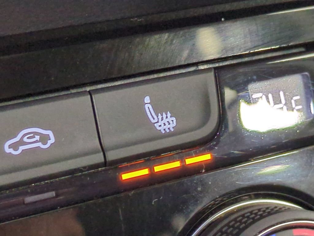 2024 Volkswagen Taos SE - Photo 35