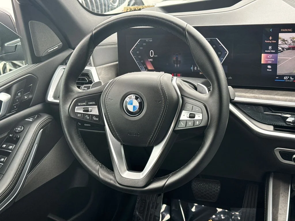 Used 2026 Black BMW xDrive40i image 21