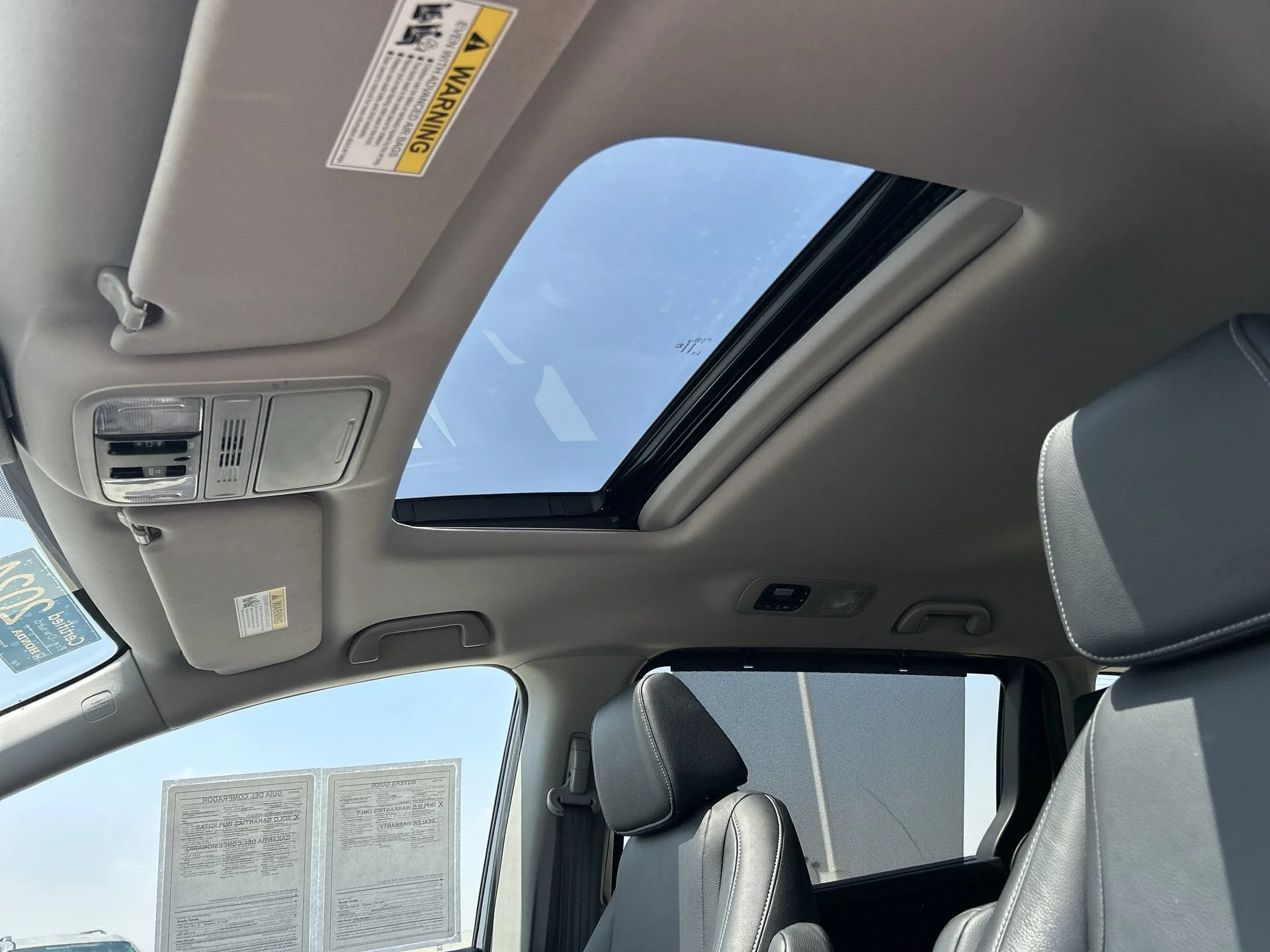 2024 Honda Odyssey EX-L - Photo 16