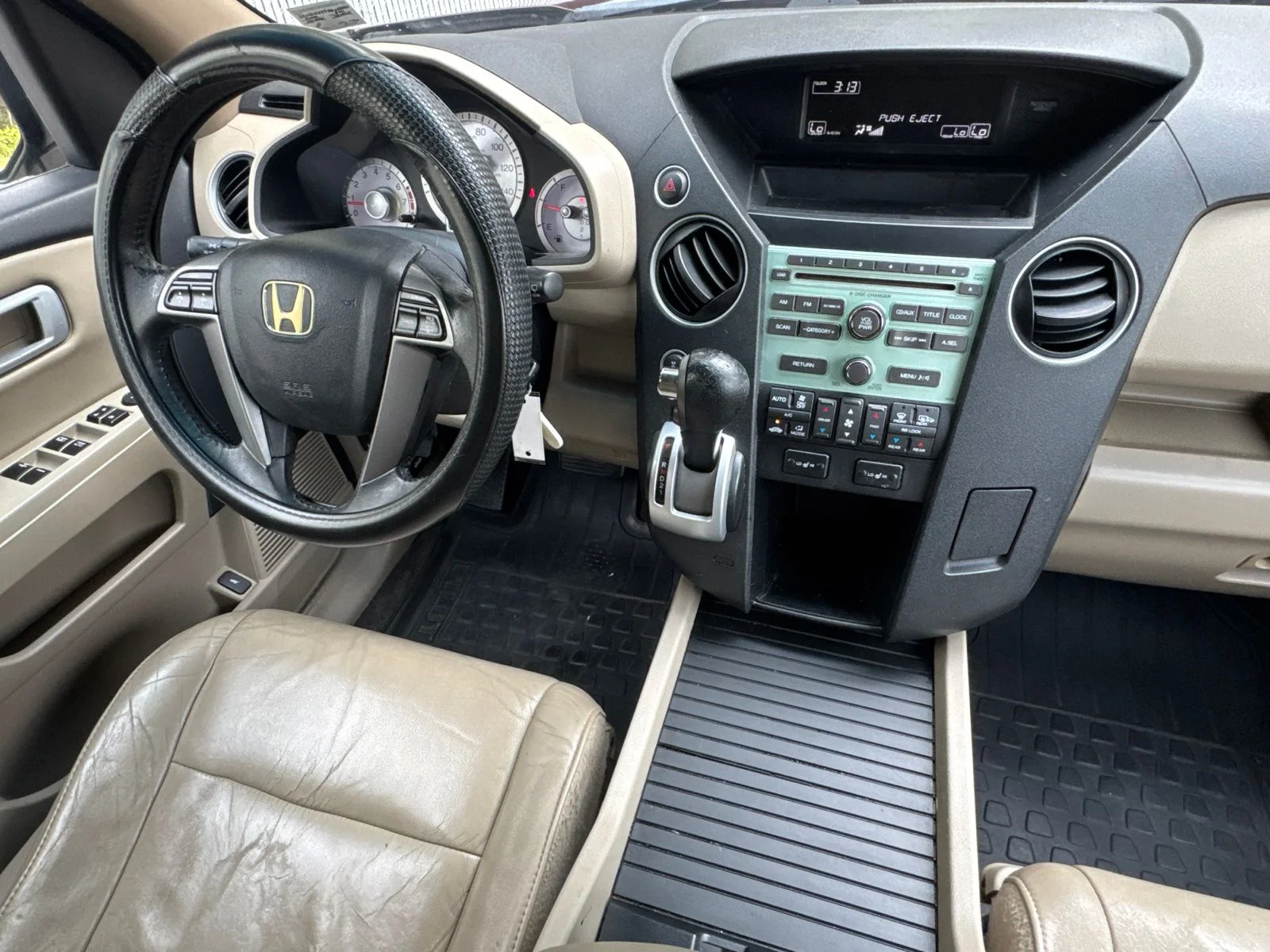 Used 2011  Honda EX-L image 29