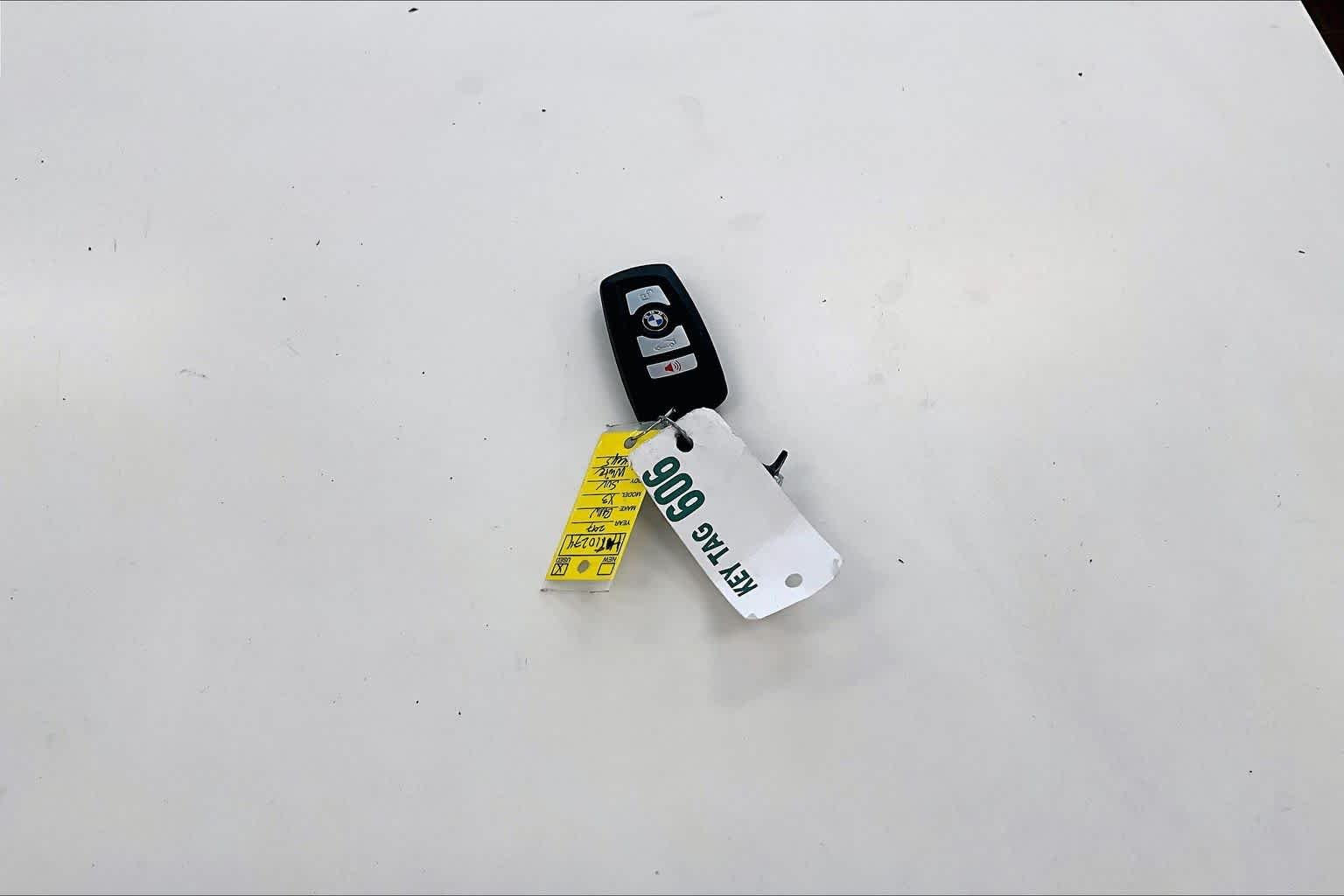 Used 2017 Alpine White BMW xDrive28i image 13