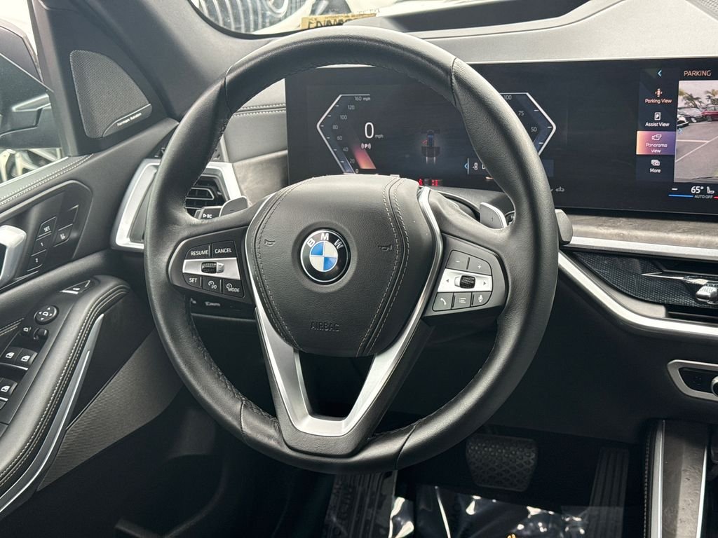 Used 2026 Black BMW xDrive40i image 21