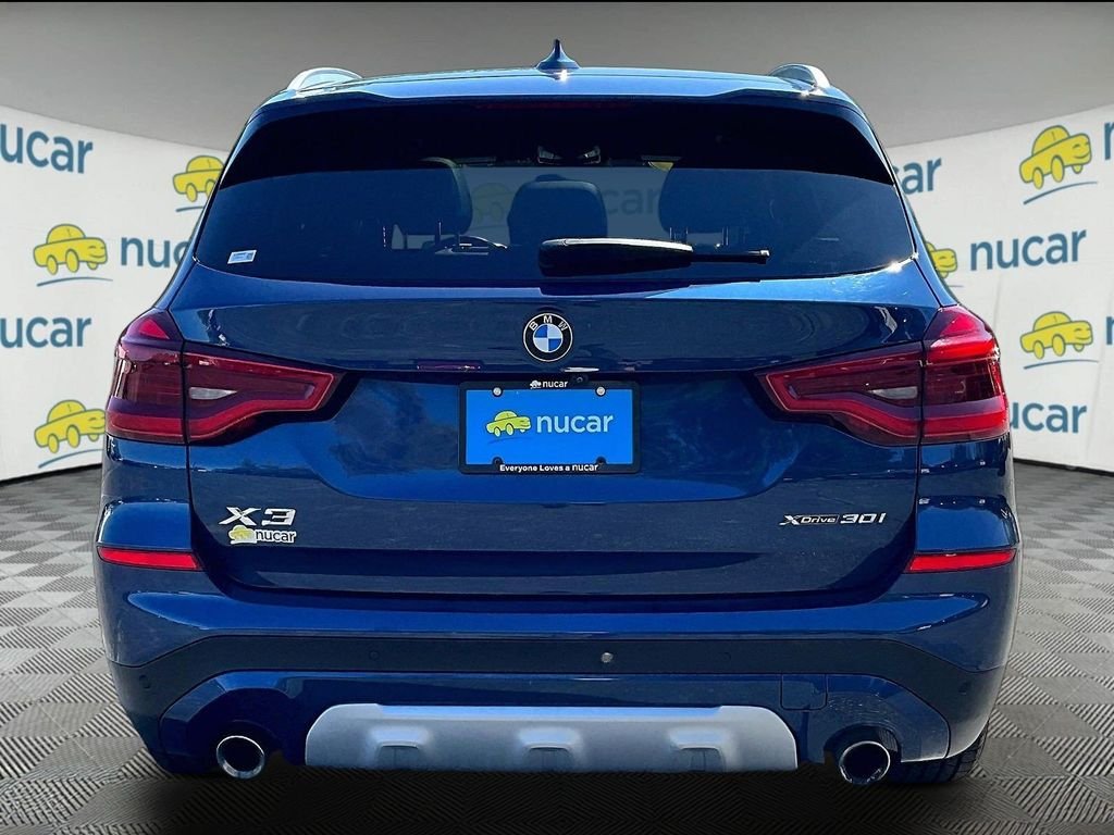 Used 2021 Blue BMW xDrive30i image 5