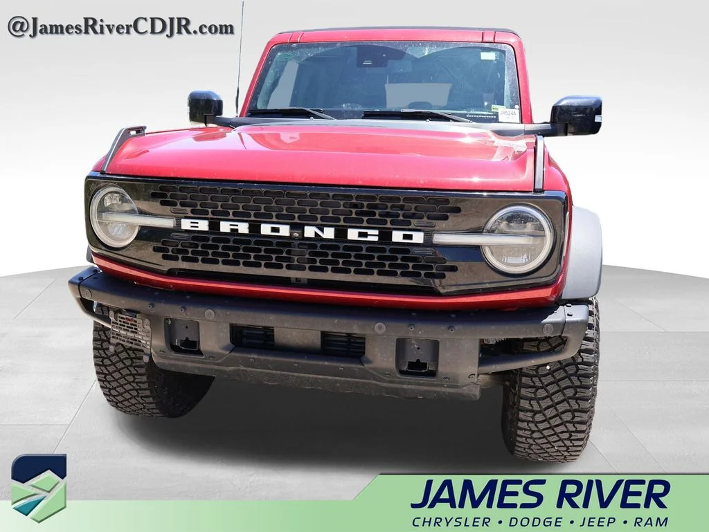 Used 2021 Red Ford Wildtrak image 5