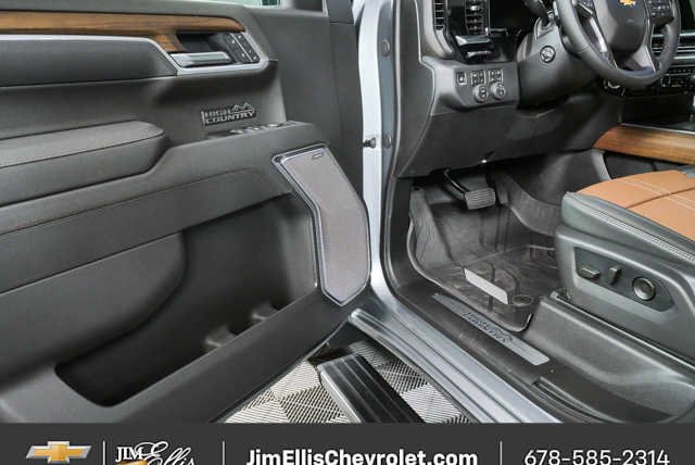 New 2026 Sterling Gray Metallic Chevrolet High Country image 8