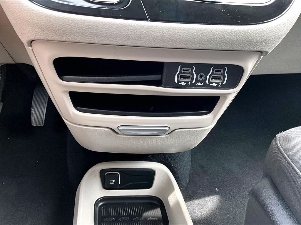Used 2023 Red Chrysler LX image 21