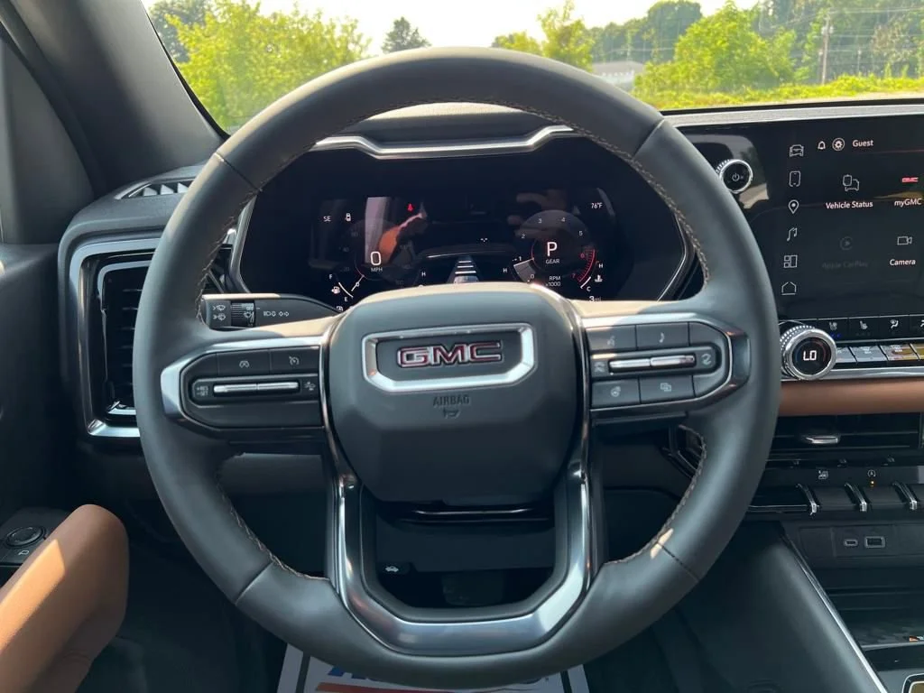 2026 GMC Canyon AT4 - Photo 14