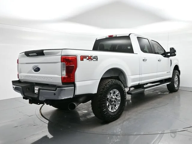 Used 2018 White Ford XL image 7