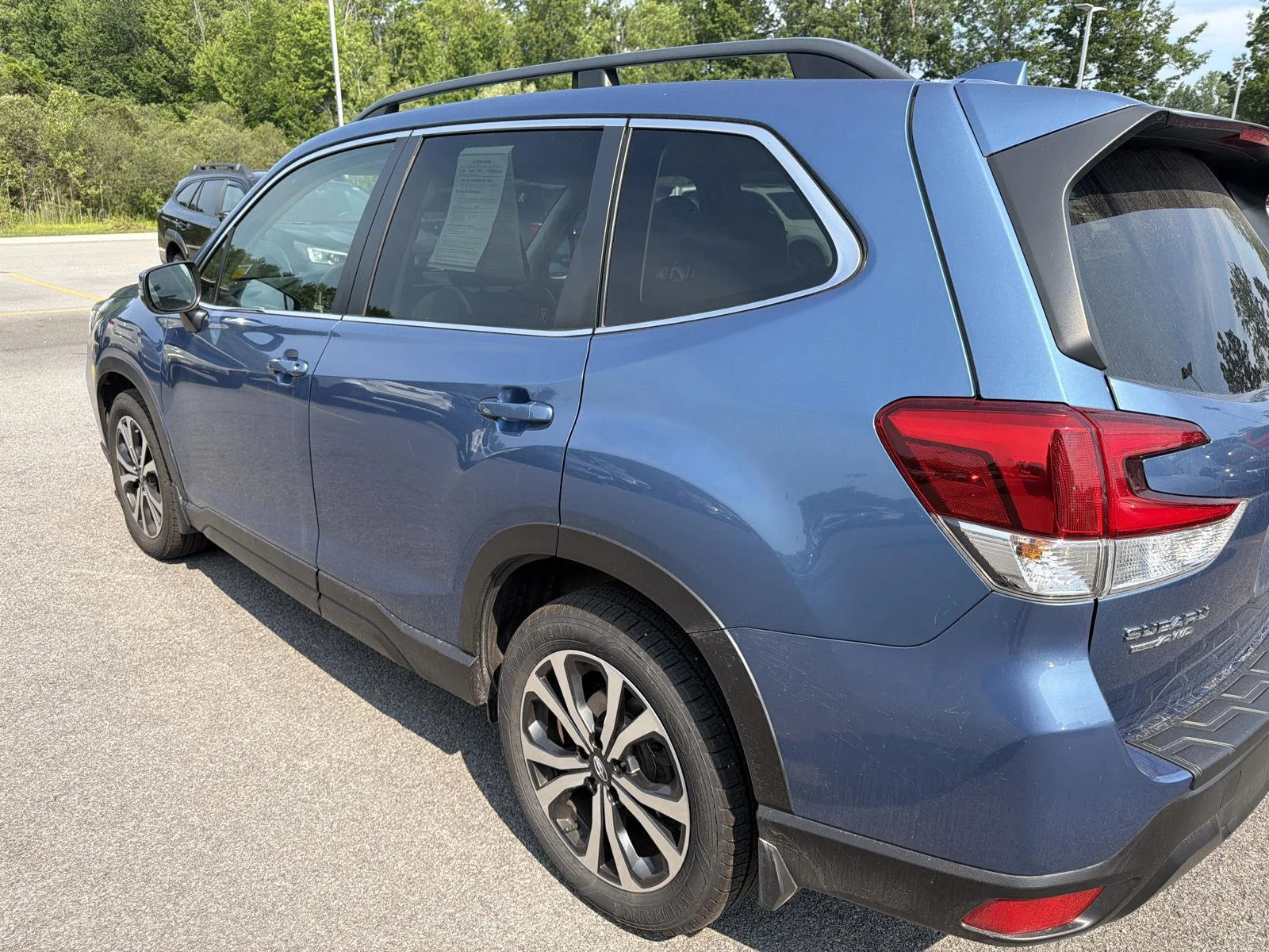 Used 2020 Horizon Blue Pearl Subaru Limited image 5