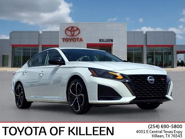2024 Nissan Altima SR