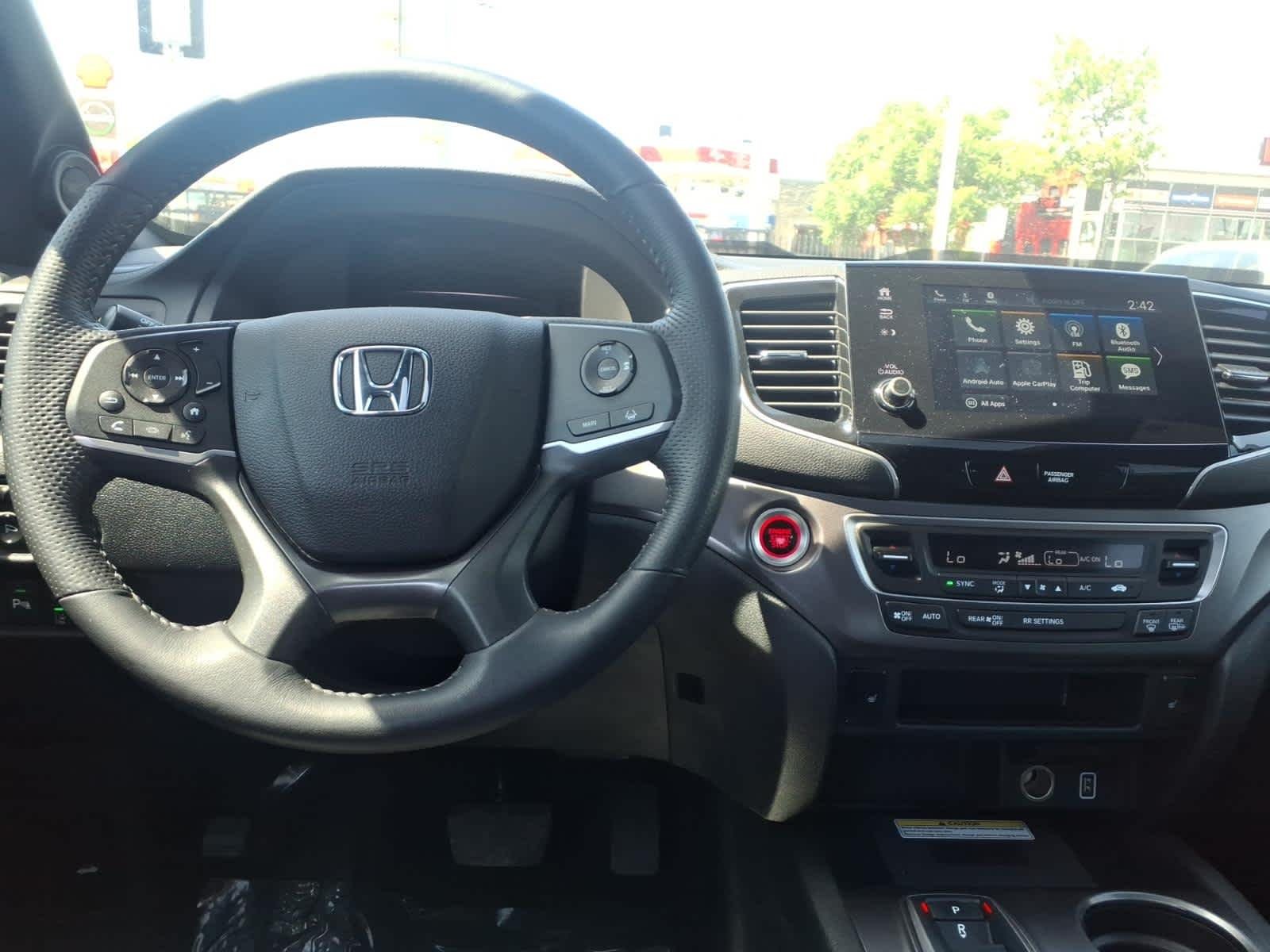 Certified Used 2023 Crystal Black Pearl Honda EX-L image 14