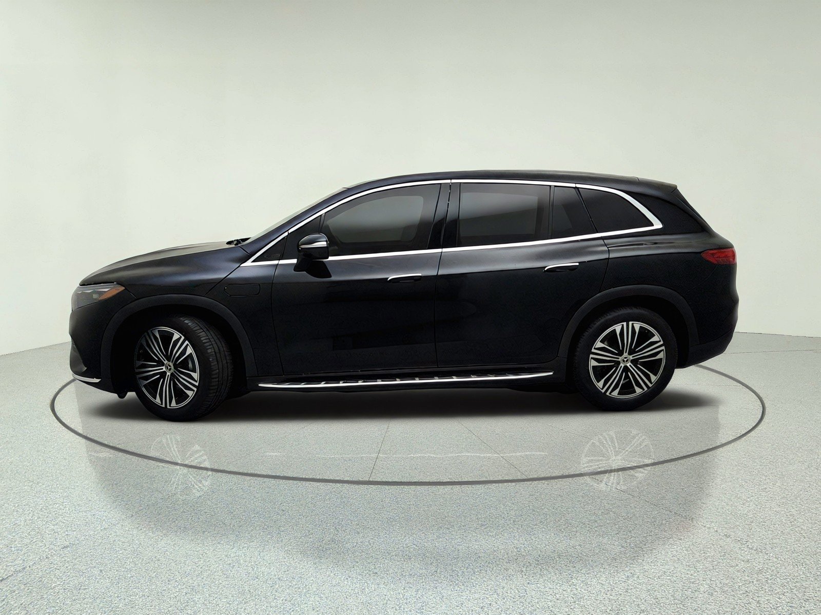 Certified Used 2024 Black Mercedes-Benz EQS 450+ image 14