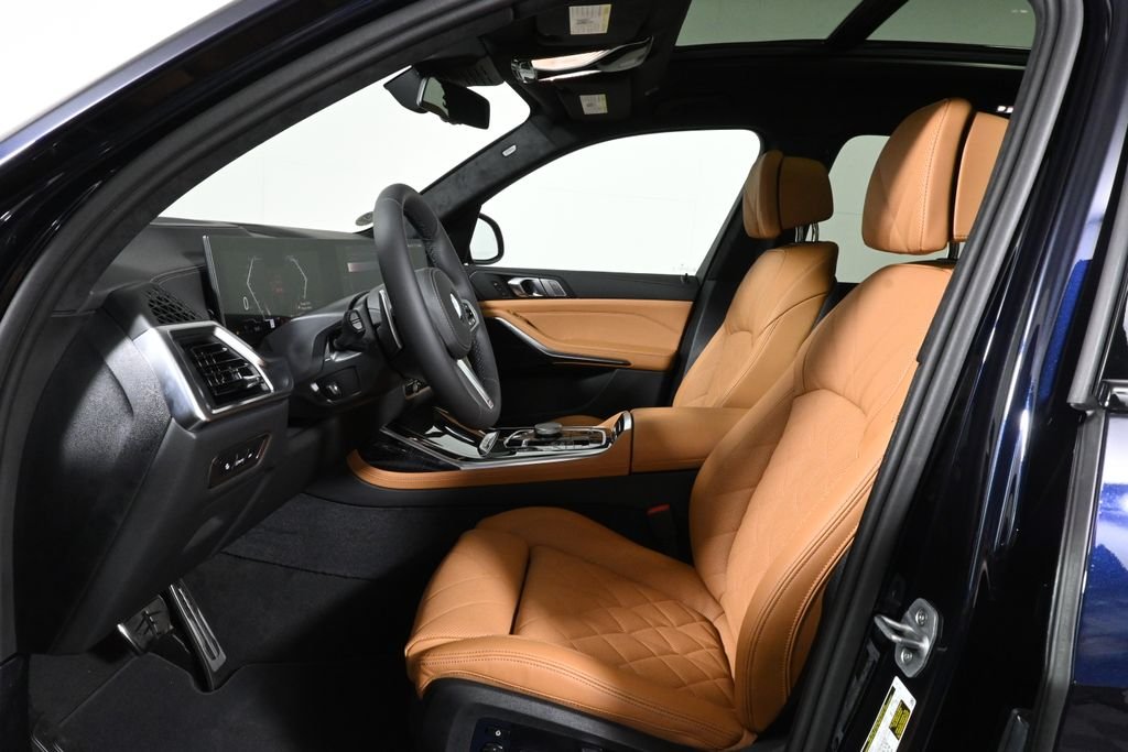 Used 2027 Black BMW xDrive40i image 3