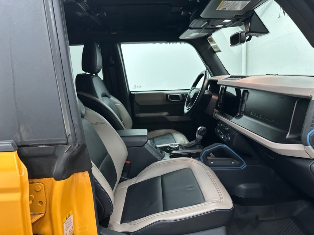 Used 2022 Orange Ford Wildtrak image 28