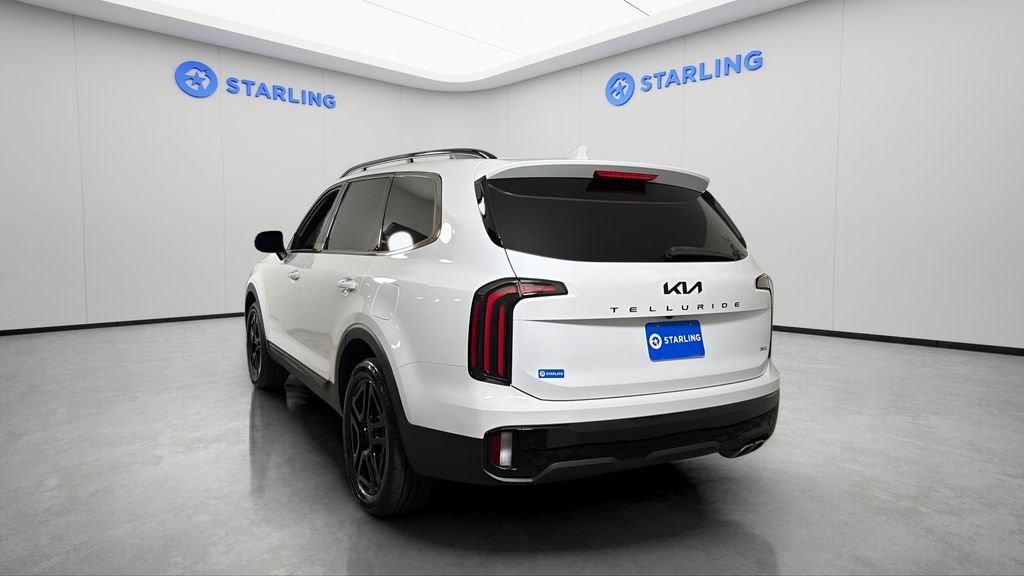 Used 2025 White Kia EX X-Line image 6