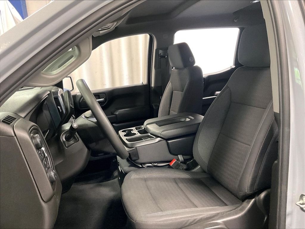 Used 2024 Gray Chevrolet Custom image 10