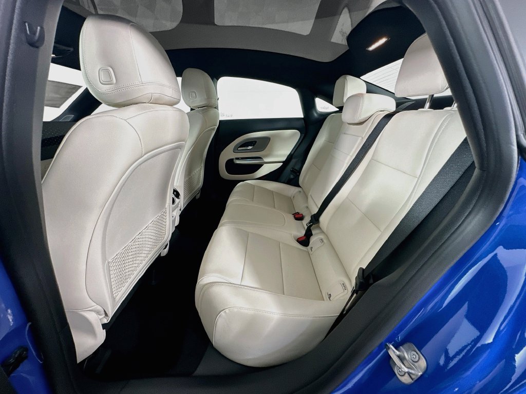 New 2027 Blue Mercedes-Benz CLA 220 image 23