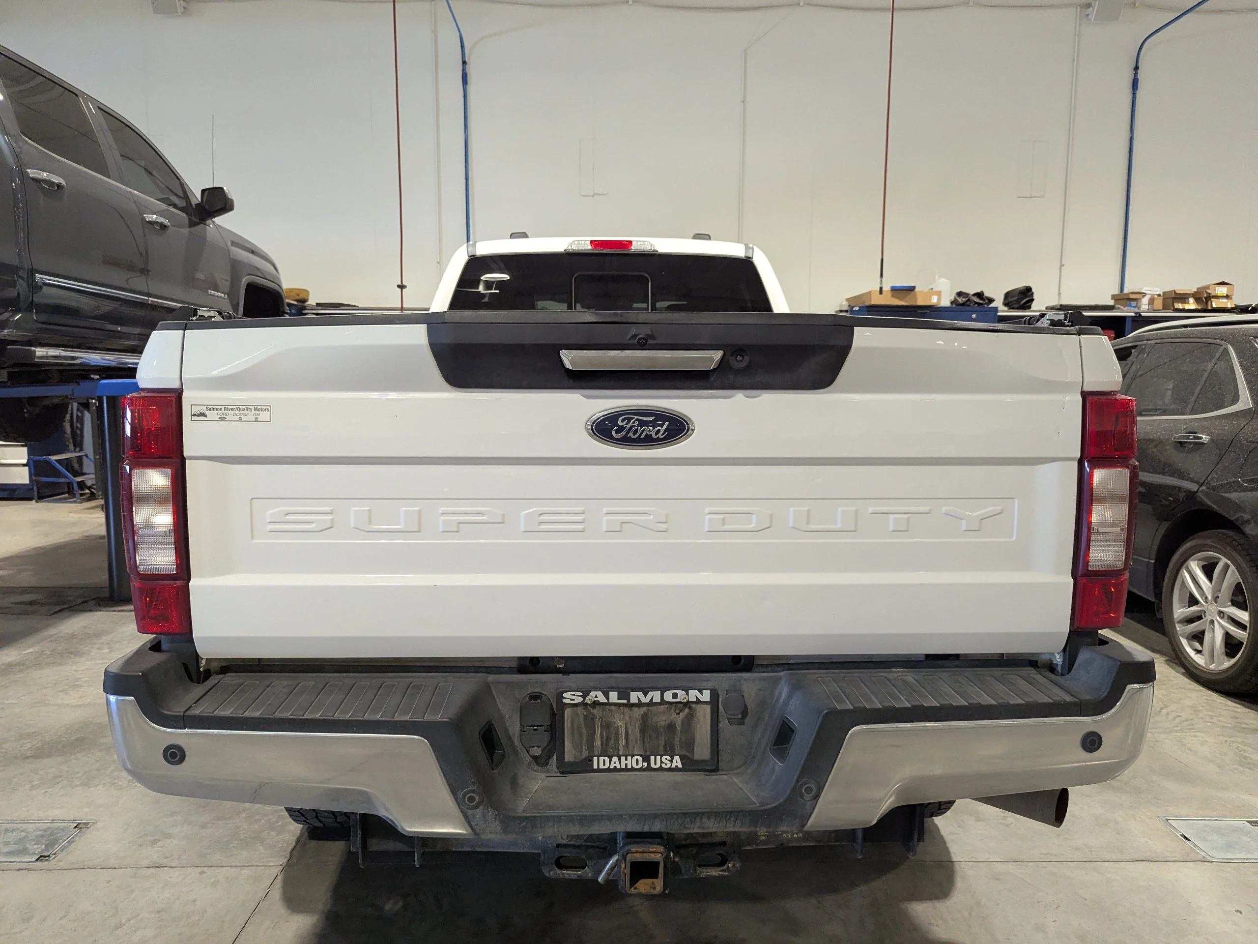 Used 2021  Ford LARIAT image 6