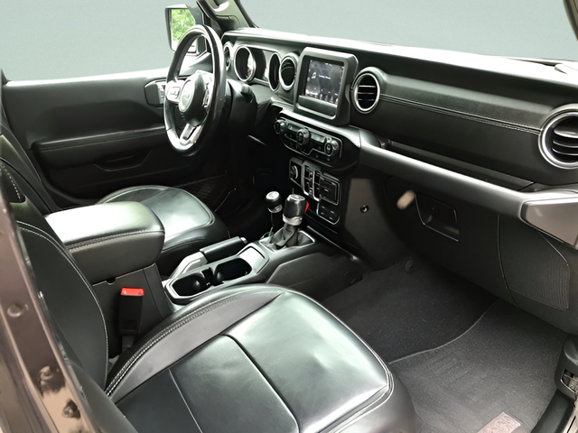 Used 2020 Gray Jeep Unlimited Sahara image 14