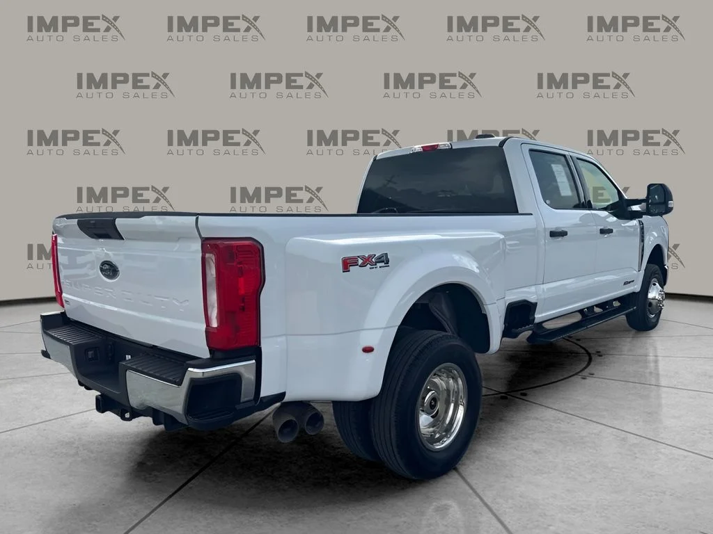 Used 2024 White Ford XLT image 5
