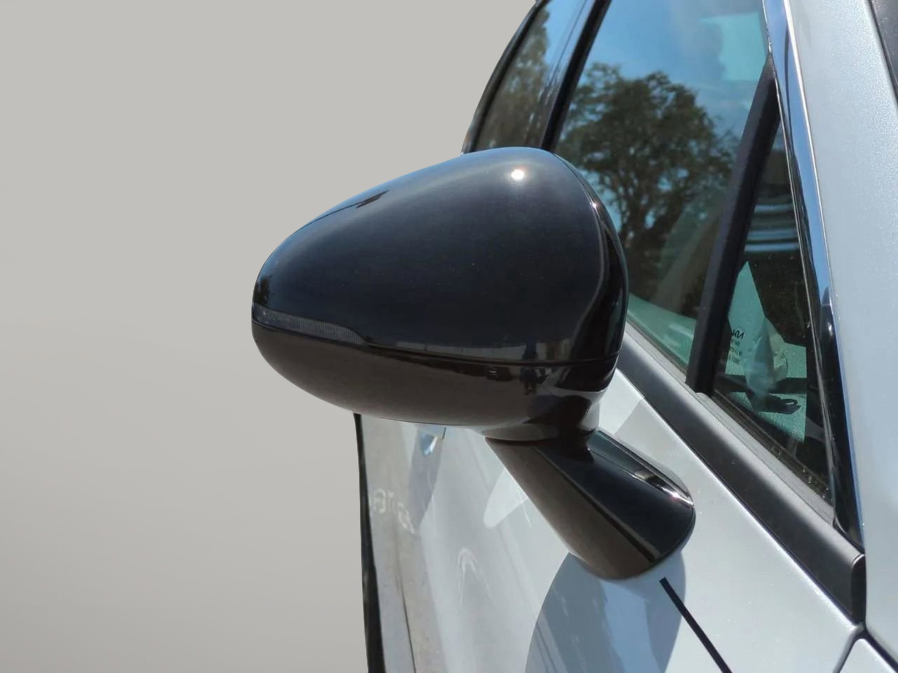 New 2026 Snow White Pearl Kia GT-Line image 13