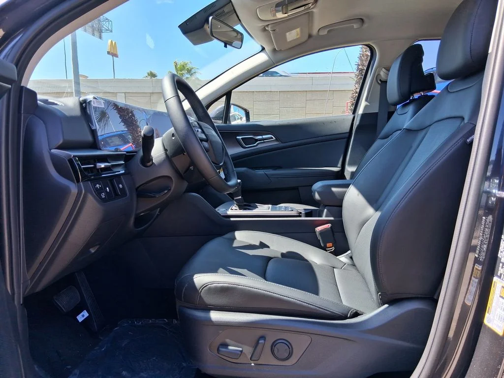New 2026 Gray Kia EX image 9