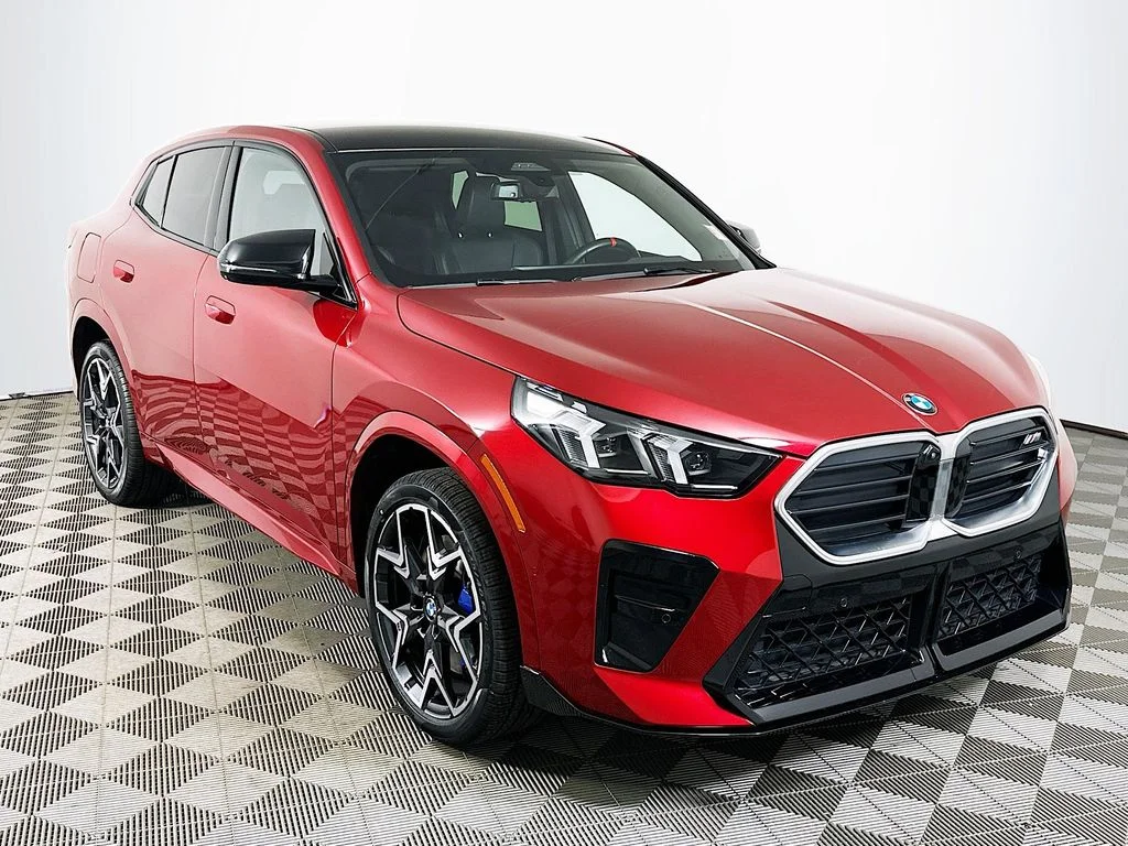 Certified Used 2025 Red Metallic BMW M35i image 3