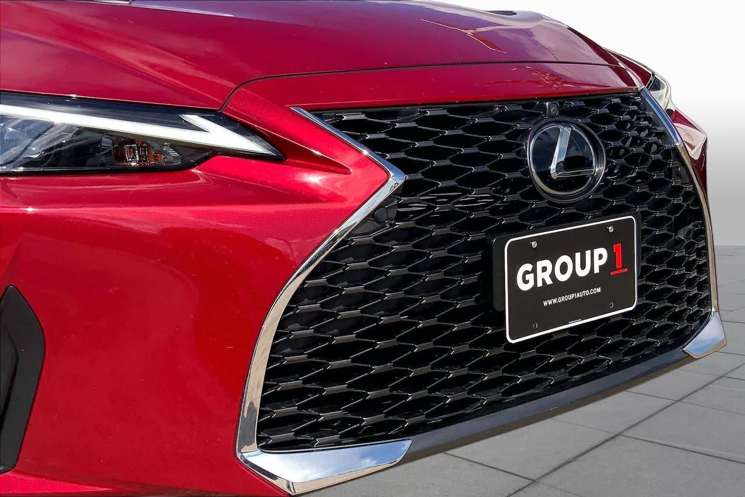 Used 2023 Matador Red Mica Lexus  image 29