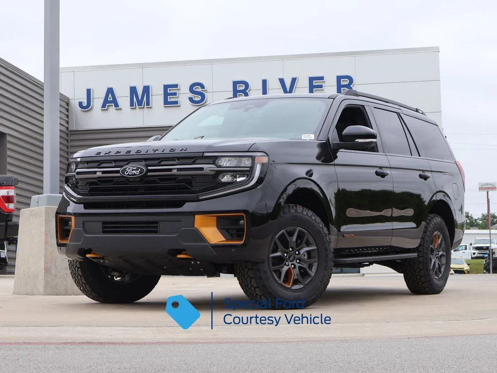 New 2026 Agate Black Metallic Ford Tremor® image 1