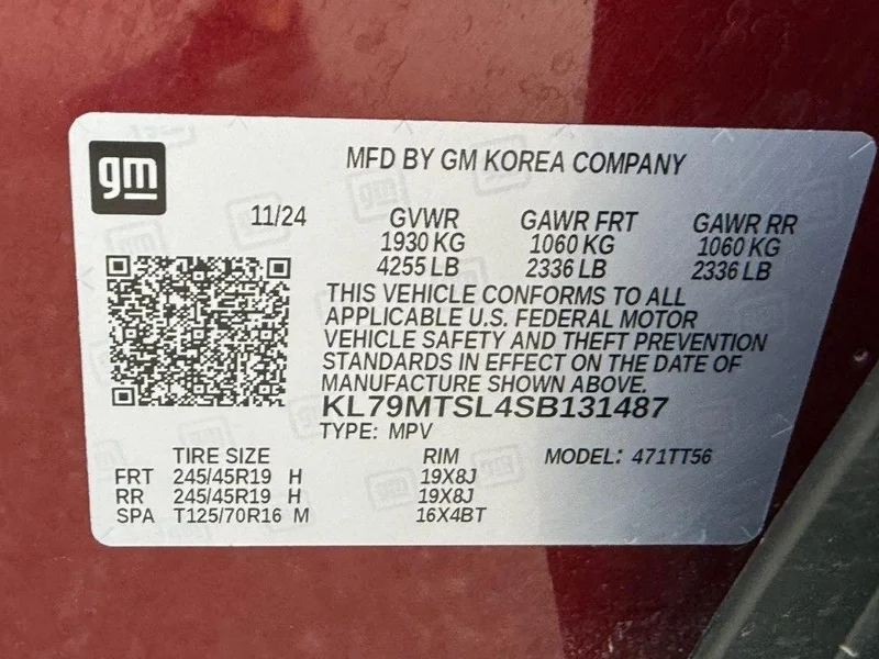 Certified Used 2025 Crimson Metallic Chevrolet FWD 4dr RS image 23
