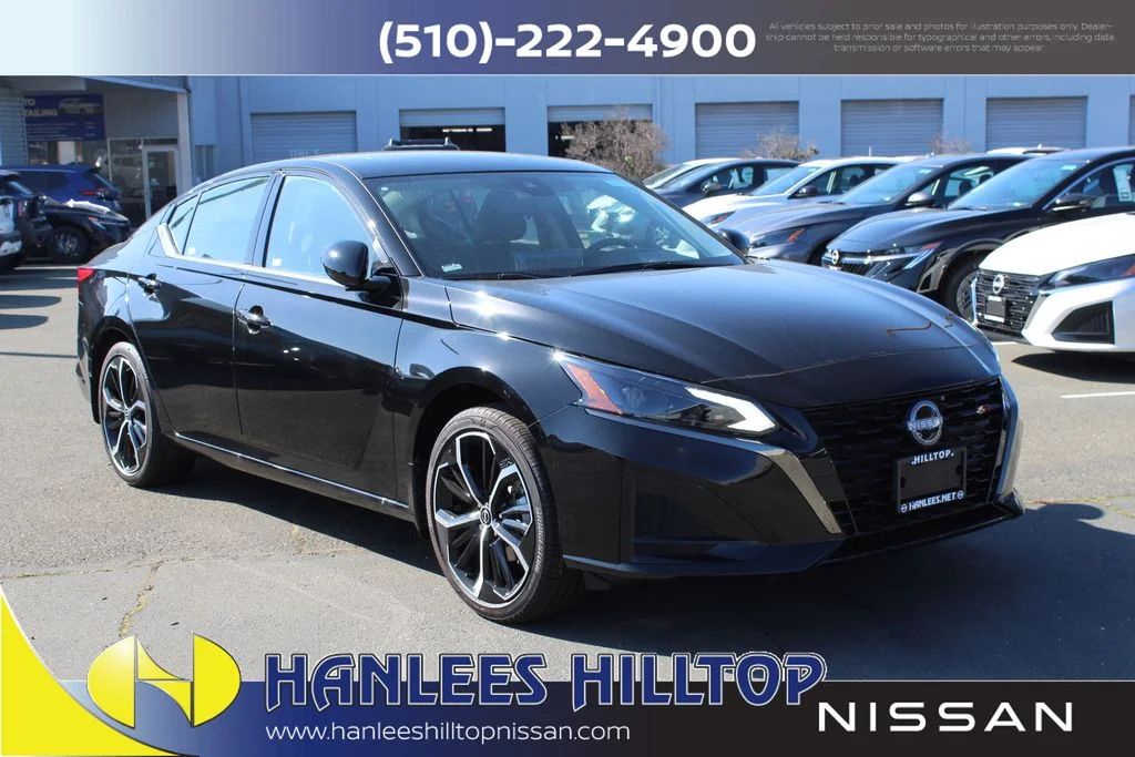 New 2025 Black Nissan 2.5 SR image 5