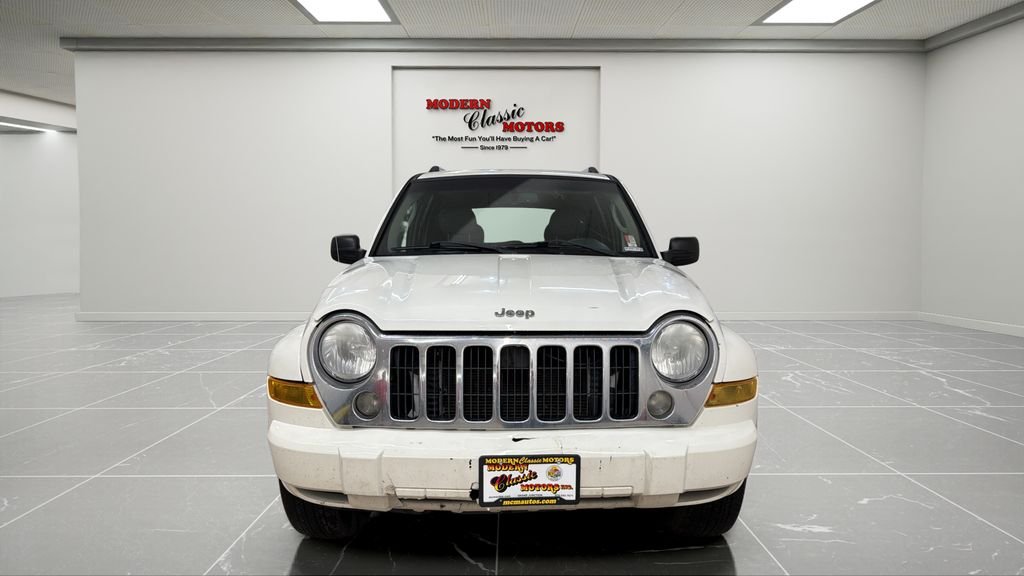 Used 2006 White Jeep Limited image 8