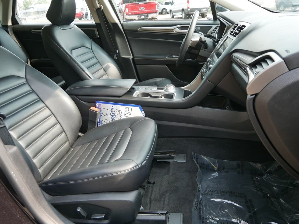 Certified Used 2020 Black Ford SEL image 8